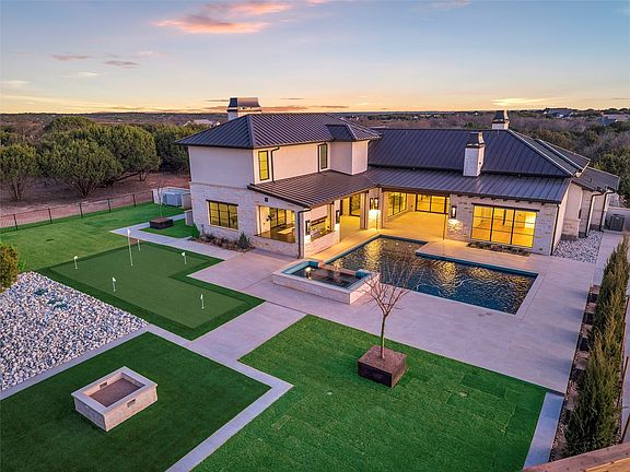 4th image of 3117 Rio Grande Cir