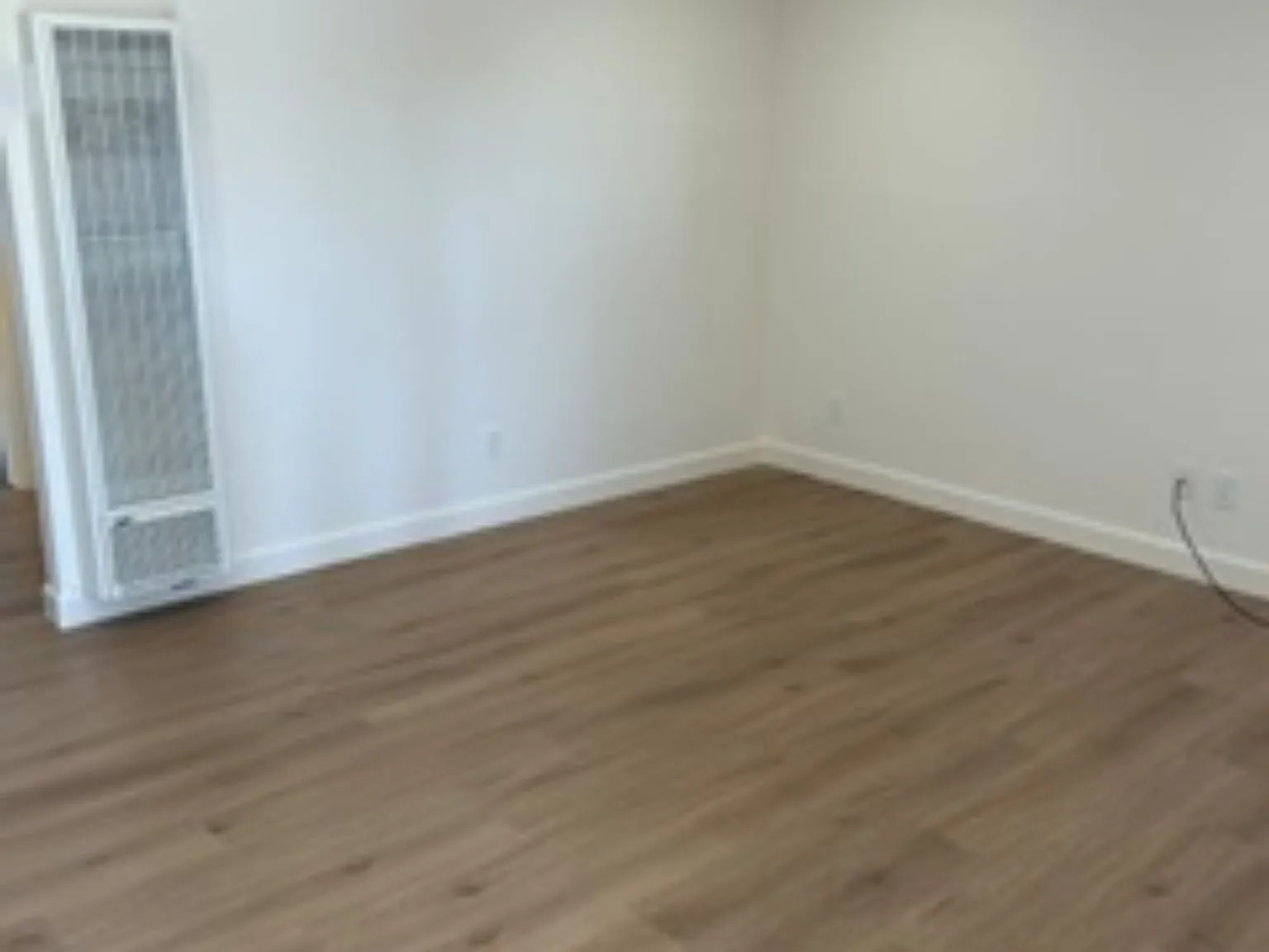 2 bed, 827 sqft, $2,900 — Photo 2