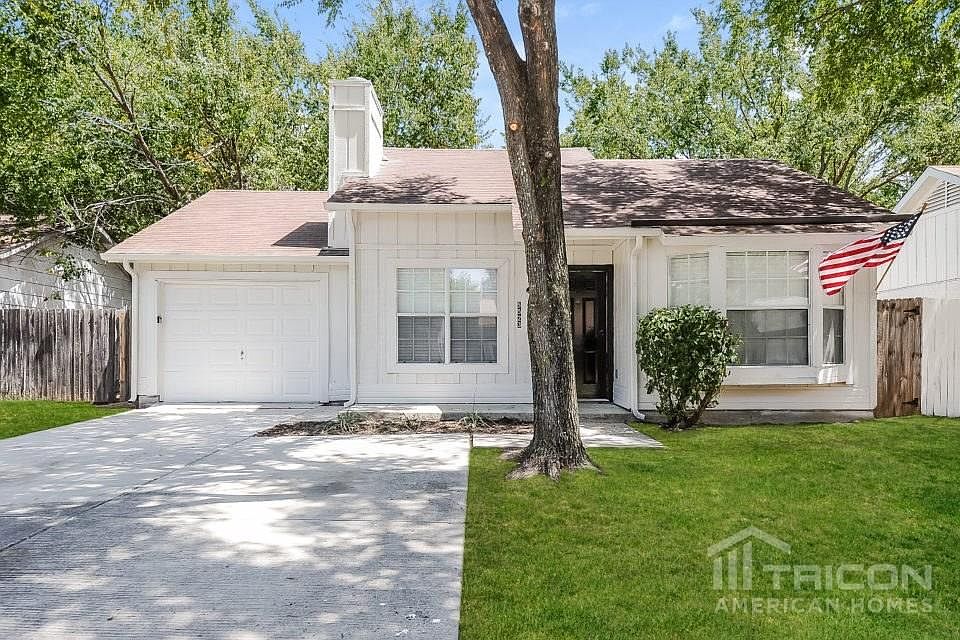 1st image of 5523 Bainbridge Dr