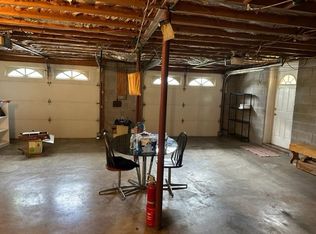 369 Old Mill Rd, Beckley, WV 25801