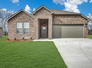 315 Lainey Dr, Maumelle, AR 72113