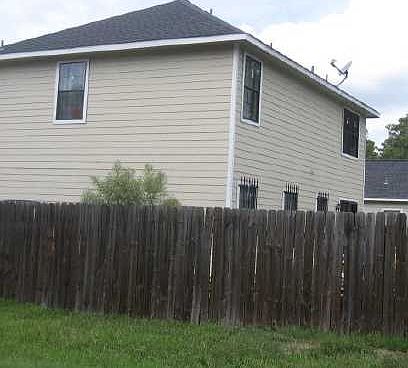 2nd image of 10740 Twin Oak Dr