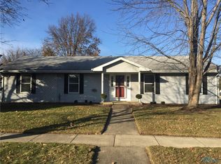 2 Rosewood Ct, Bowling Green, OH
