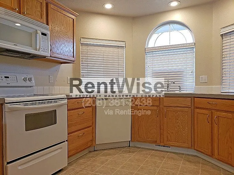 12343 W Abram Dr — Photo 8