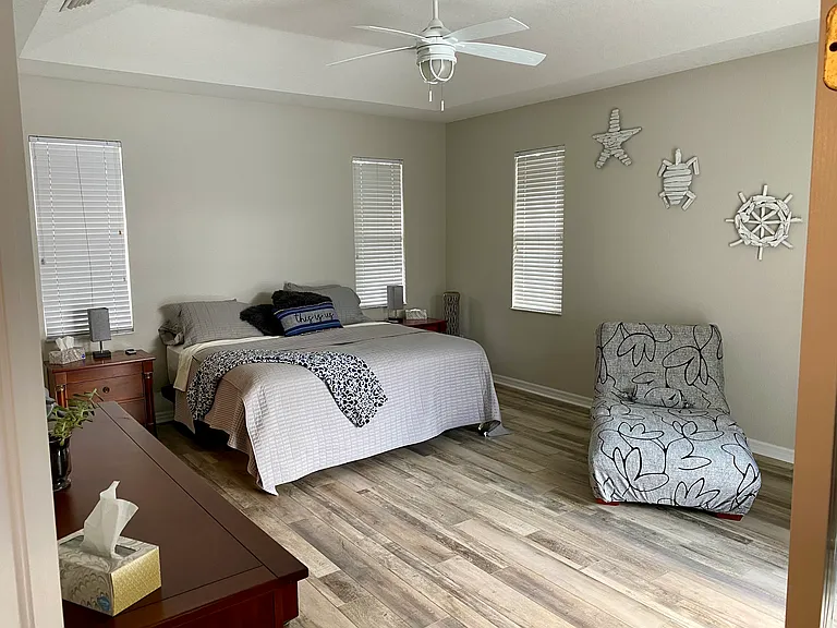 22541 Nyack Ave — Photo 12