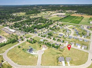 2128 Huntington Park Dr #70, Reedsburg, WI 53959