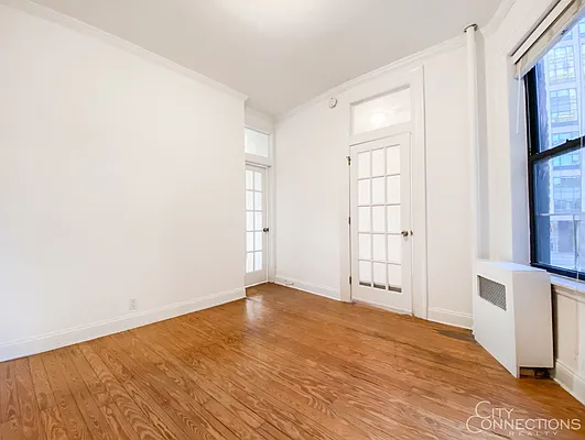 Rented by City Connections Realty | media 1