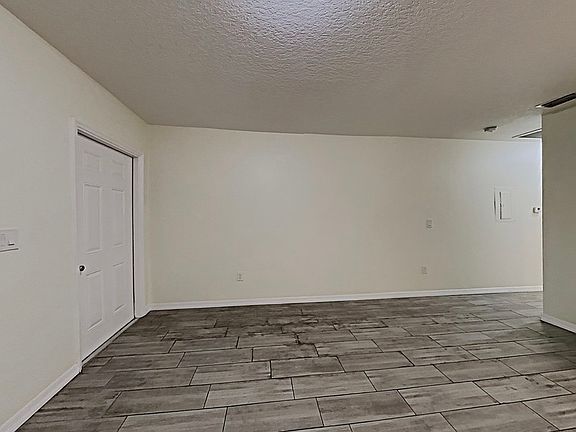 2nd image of 613 E 2nd St #203