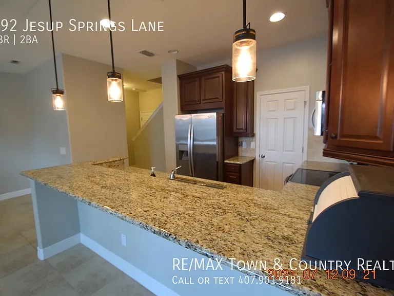 592 Jesup Springs Ln — Photo 32