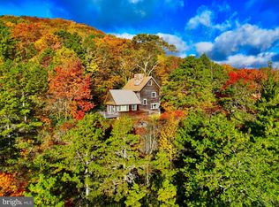 483 The High Rd, Franklin, WV 26807