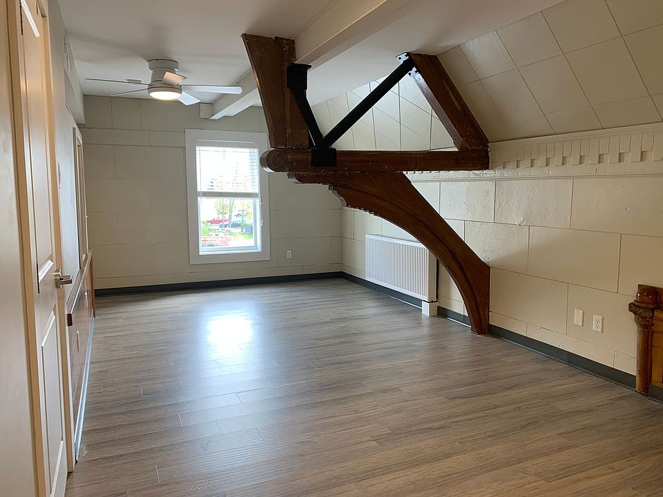 20 Cutts Ave APT 207, Saco, ME 04072 Zillow