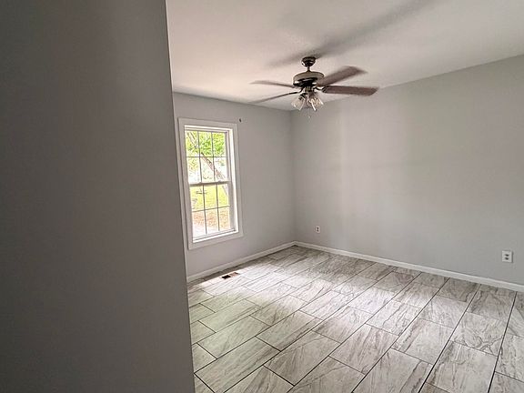 3rd image of 229 Sterling Way
