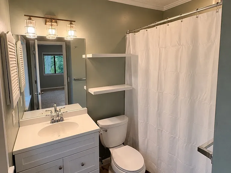 23 Lake Dr #F8 — Photo 13