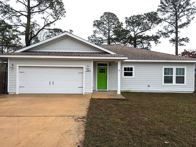 2164 Wind Trace Rd N — Photo 1