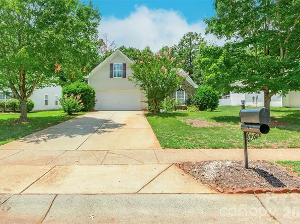 1738 Lillywood Ln, Indian Land, SC 29707