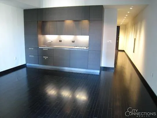 Rented by City Connections Realty | media 24