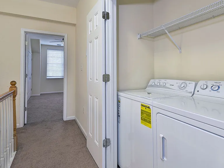 4345 New Town Ave #202 — Photo 5