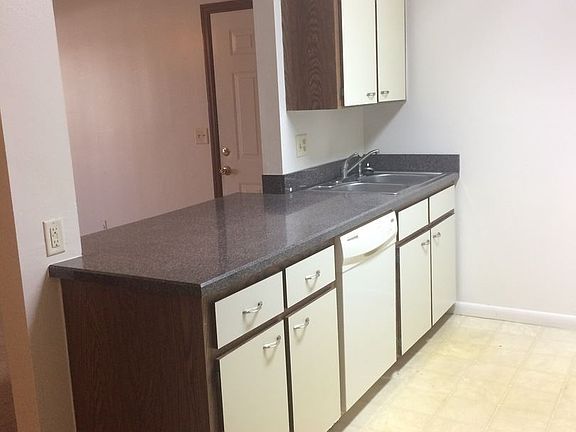 5th image of 3960 Oak Trail Run APT 3302