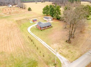 78 Lovers Ln, Lawrenceburg, TN 38464