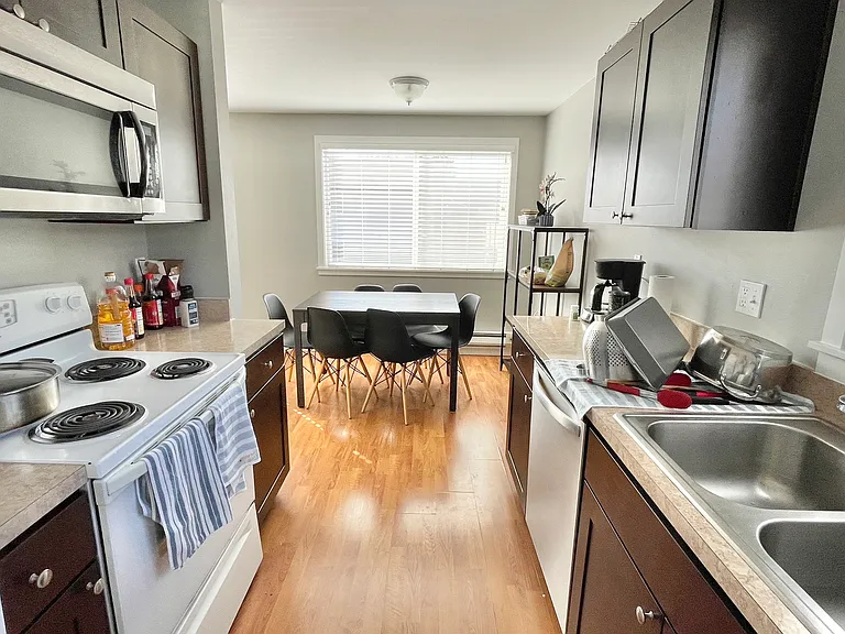 1100 N 92nd St #43 — Photo 8