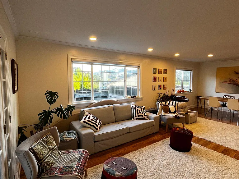 4079 Mozart Dr — Photo 3