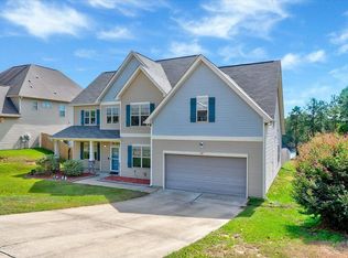 281 Highgrove Dr, Spring Lake, NC 28390