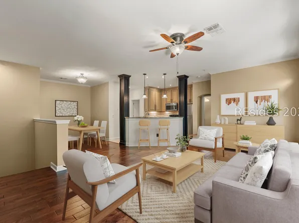 4 Indigo Run Dr APT 3611, Hilton Head Island, SC 29926