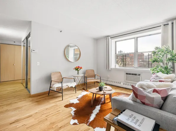 1825 Madison Avenue 3A image 3 of 21