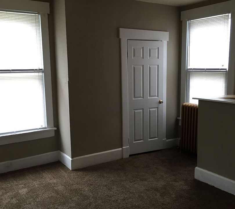 1st image of 1627 N Talbott St APT 7