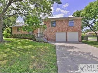 7803 Hill Ridge St, San Antonio, TX 78250