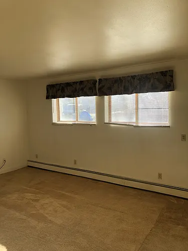 1207 E Union Ave Photo 1