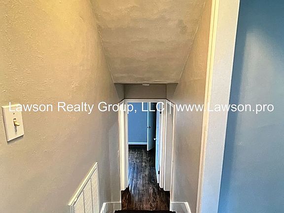 5th image of 713 Oakview Dr