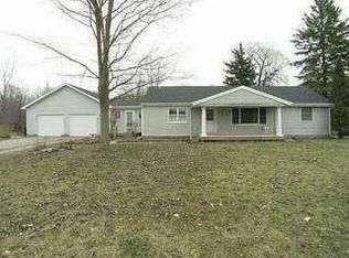 1952 N Hacker Rd, Howell, MI 48843