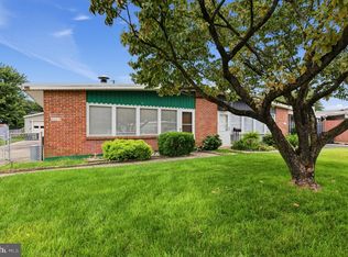9325 Trout Rd, Philadelphia, PA 19115