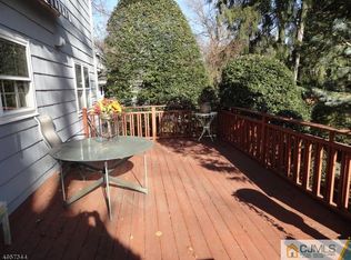 220 Beechwood Ave, Middlesex, NJ