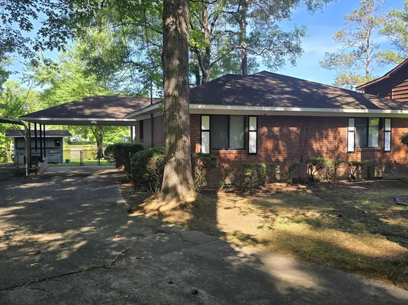 329 Edgewater Dr, Macon, GA 31220