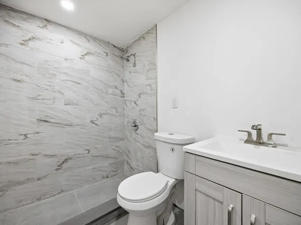 539 Quincy Street image 14 of 15