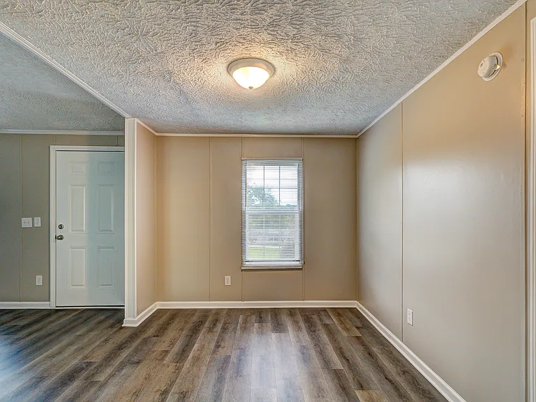3351 Appletree Ct — Photo 6