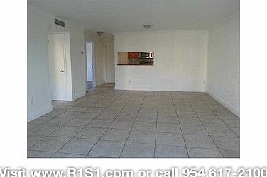 5th image of 8729 NW 61st St