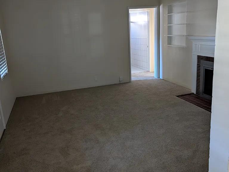 1430 N Myers St — Photo 19