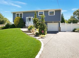 161 Ruland Rd, Selden, NY 11784