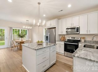 305 Harrison St, Charlotte, NC 28208