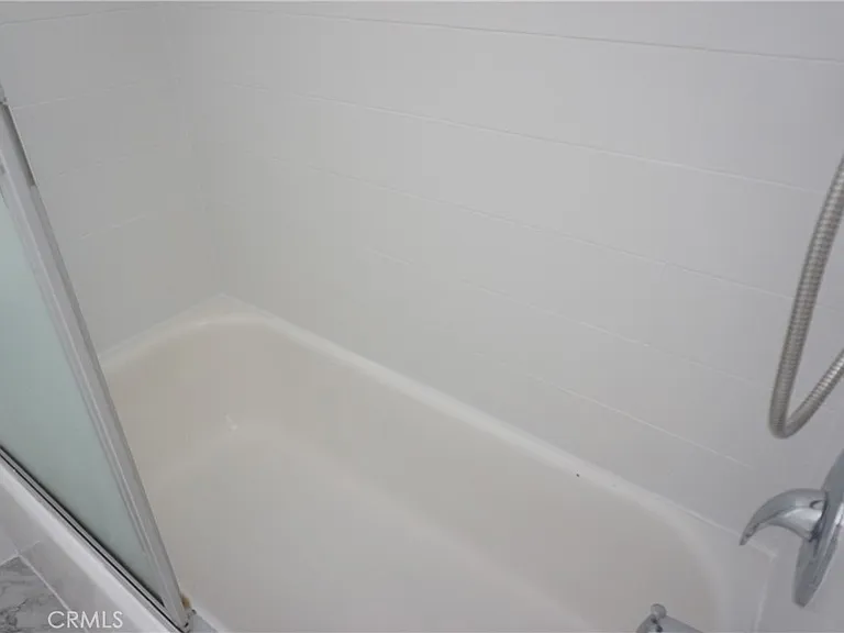 4610 Densmore Ave #20 — Photo 46
