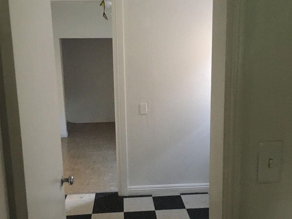 1st image of 13840 Bessemer St #House