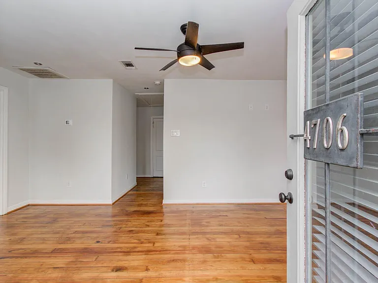 4706 Fisk St — Photo 11