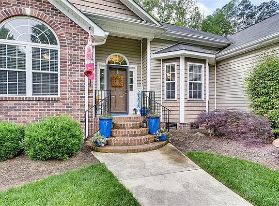 2nd image of 308 Deerfield Dr