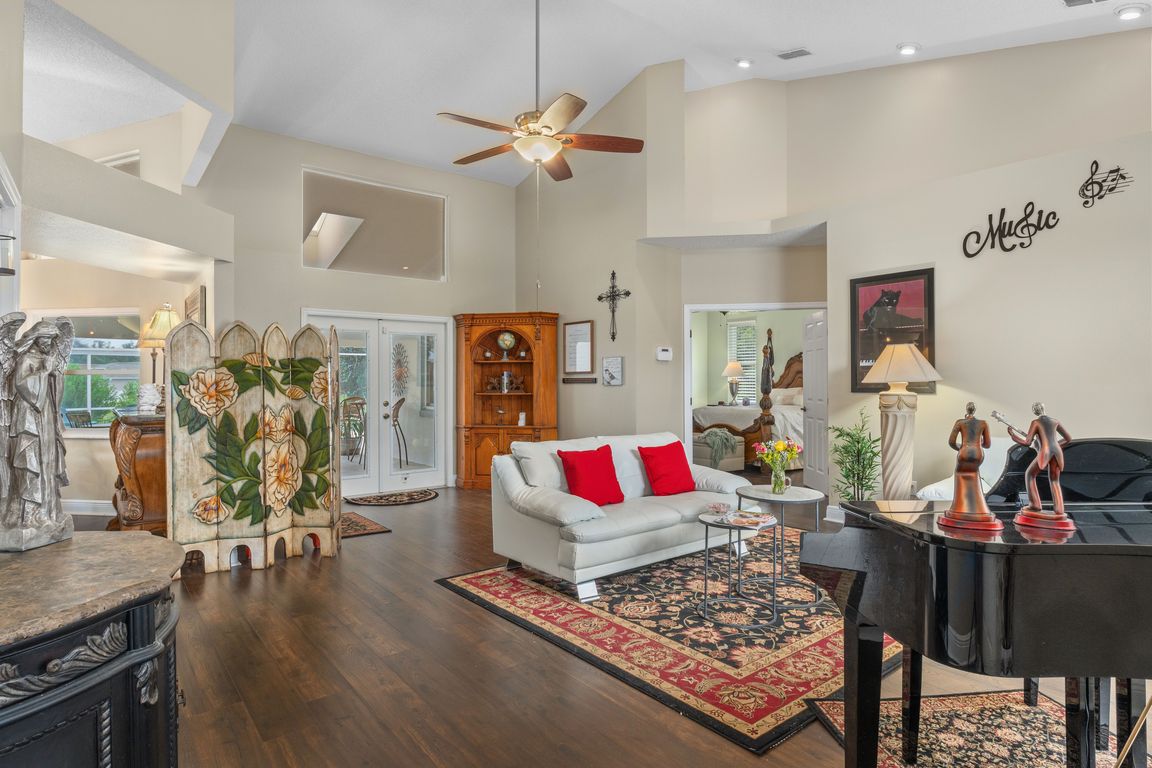 next background image