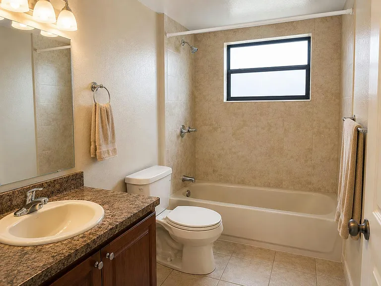 11440 NW 40th Pl — Photo 10