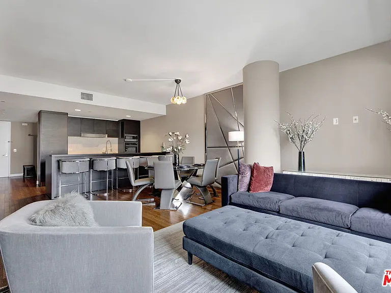 6250 Hollywood Blvd #6F — Photo 3