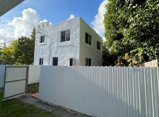 2037 SW 6th St APT 3, Miami, FL 33135